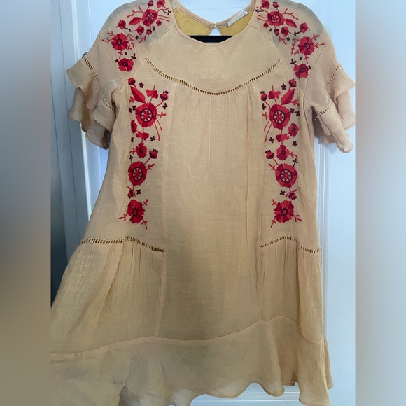 Altar’d State Boho Embroidered Ruffle Sleeve Mini Dress Yellow Red Floral XS - Picture 3 of 5